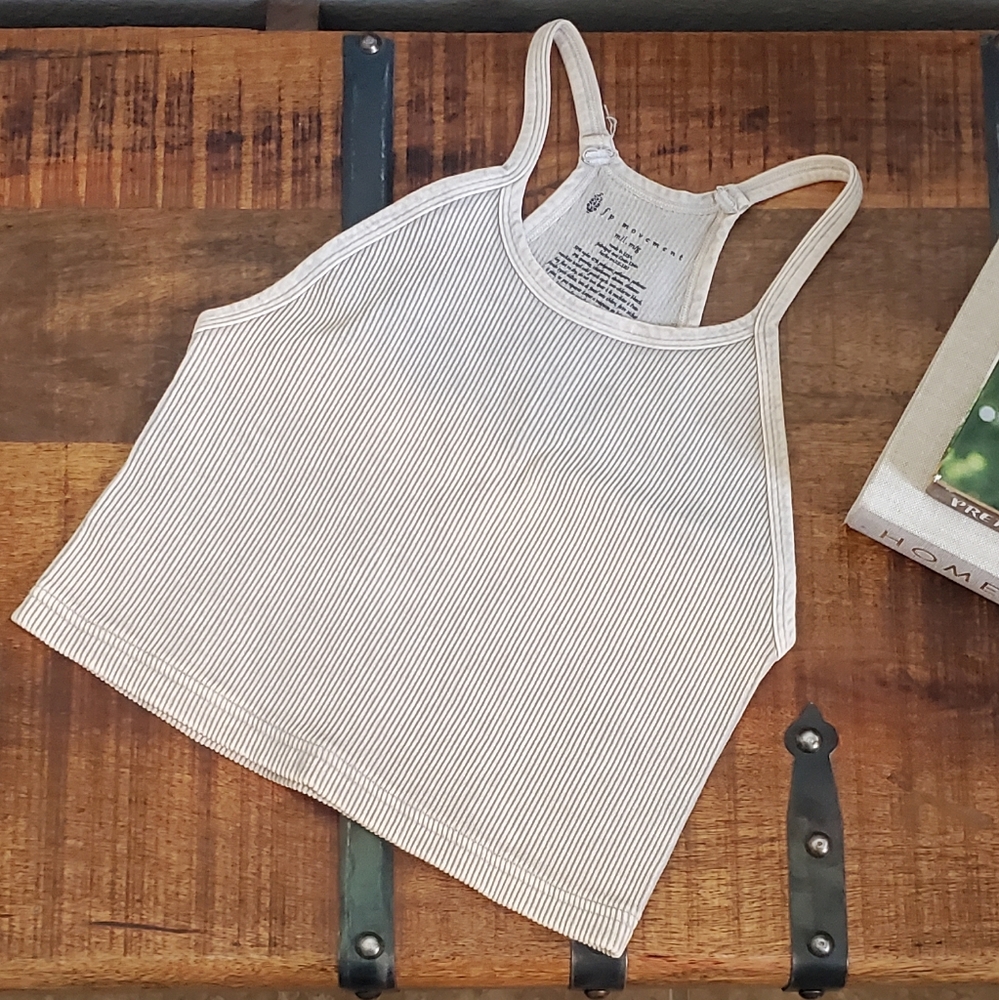 🌸 Free People Happiness Runs Crop Tank Top 🌸 - Picture 11 of 16